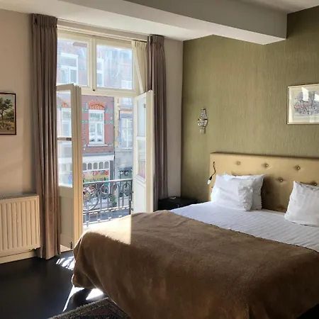 Boutique Grote Gracht 3*