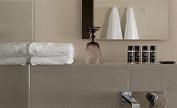 Boutique Grote Gracht 3*